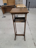 TABLE-STANDING WOOD PODIUM