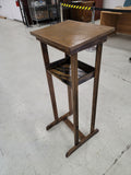 TABLE-STANDING WOOD PODIUM