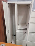 CABINET/CLOSET COMBO