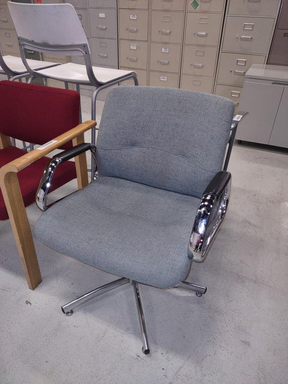 Steelcase 454 Series Conference Chair - Grey & Chrome - Surplus Office  Equipment