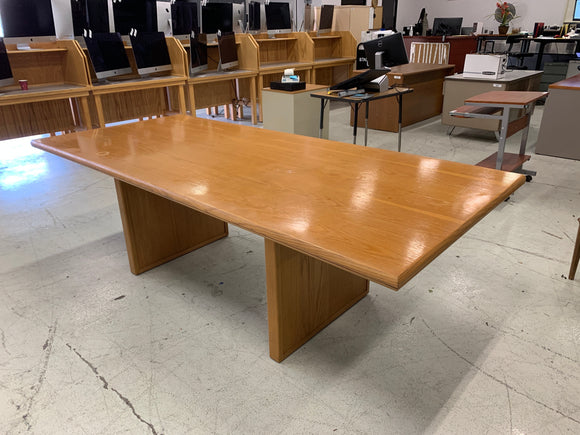 Conference Table L42