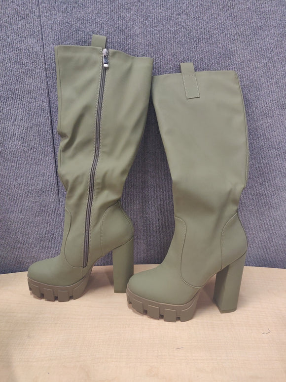 Simmi Boot Heels (Olive)